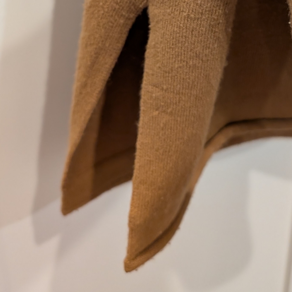 French Connection Sweater - Picture 5 of 10